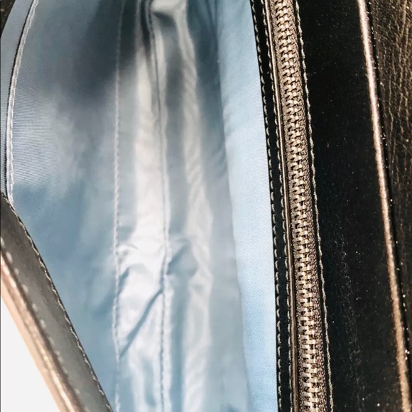 Authentic Gucci TWO FACED Thiara Bag With Strap New. Red /Blk. $5500 - Picture 6 of 9